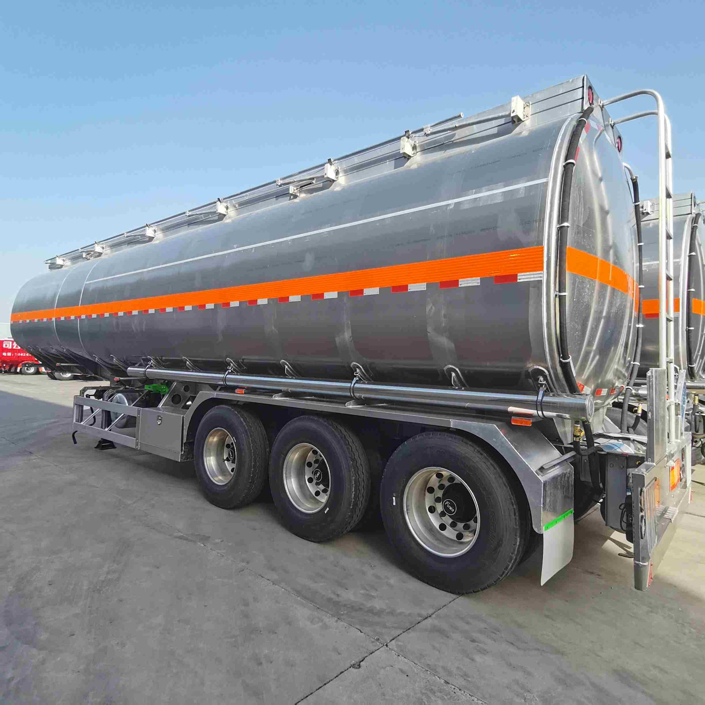 Hot sales 40cbm 3 axes aluminii onerariae semi- trailers