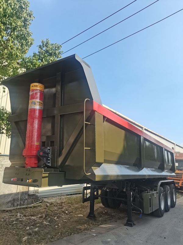 Gravis Officium III Axes U Shape Dumper Semi trailers cum FUWA Axem Hyva Hydraulic system